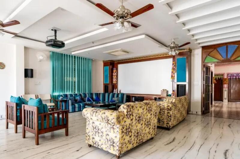 An Ultra Luxurious Homestay in Jaipur